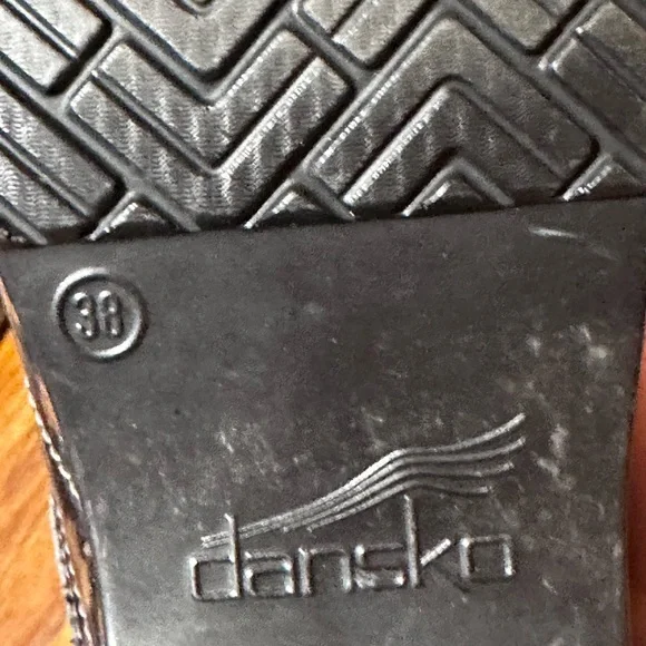 Dansko patent leopard print clogs size 38 - Picture 7 of 7